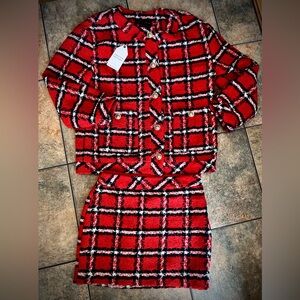 NWT! Women’s English Factory Plaid Bouclé Tweed Jacket and matching skirt set.